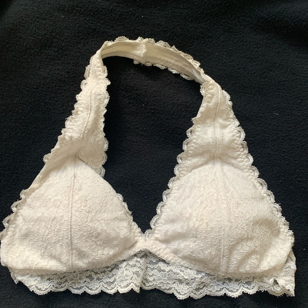 White halter top Brallette